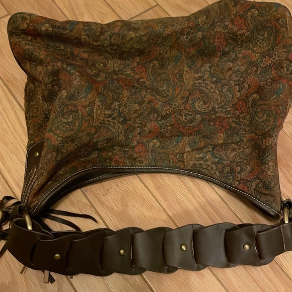 Beautiful dark paisley Tommy Hilfiger hobo bag. Closet clear out . No returns . - Picture 4 of 5